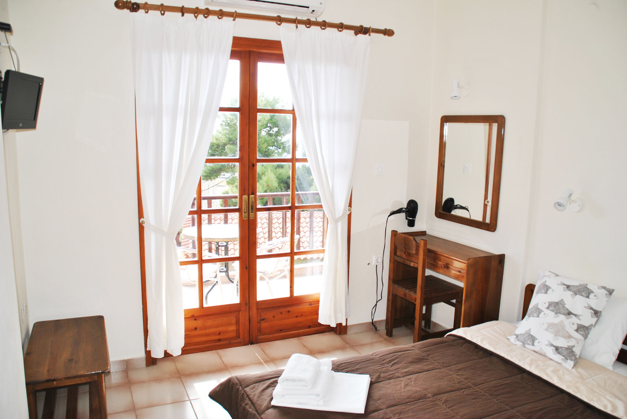 123 Soleil Studios Agia Marina  外观 照片