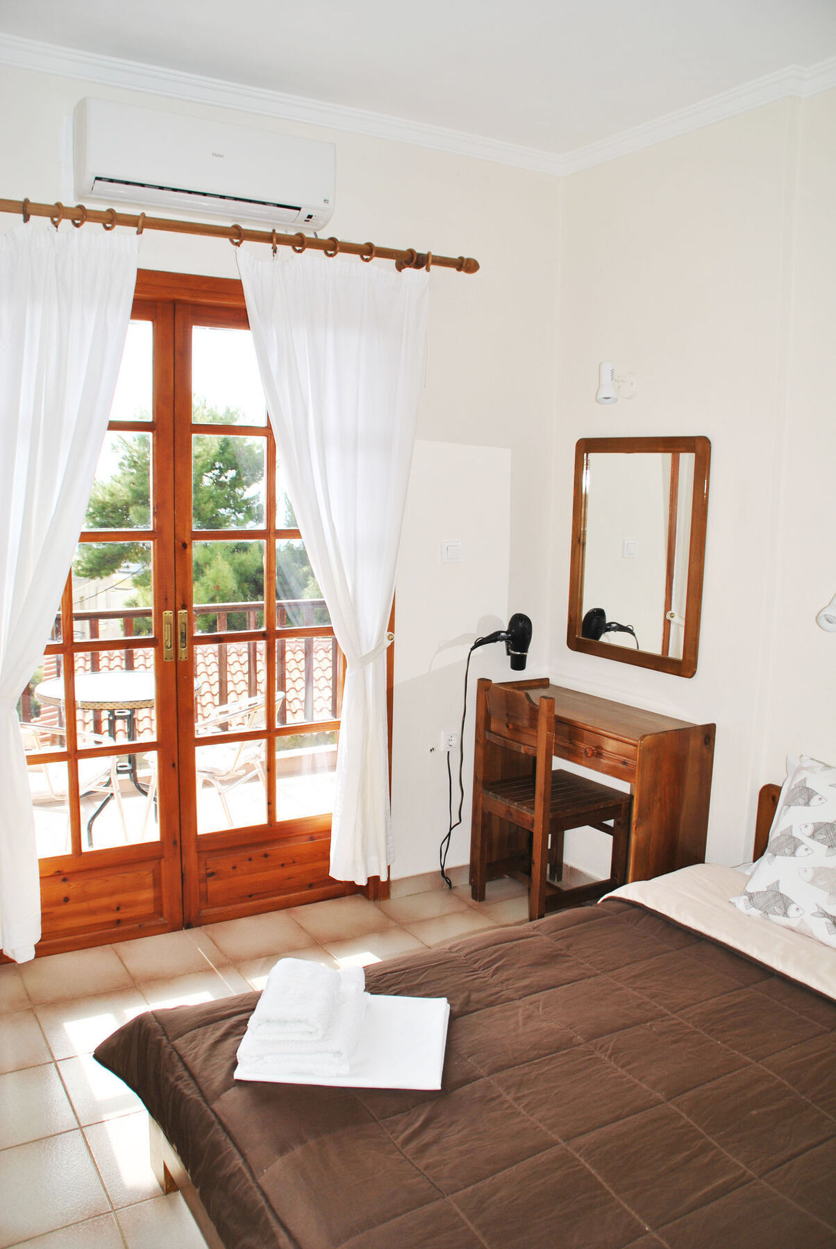 123 Soleil Studios Agia Marina  外观 照片